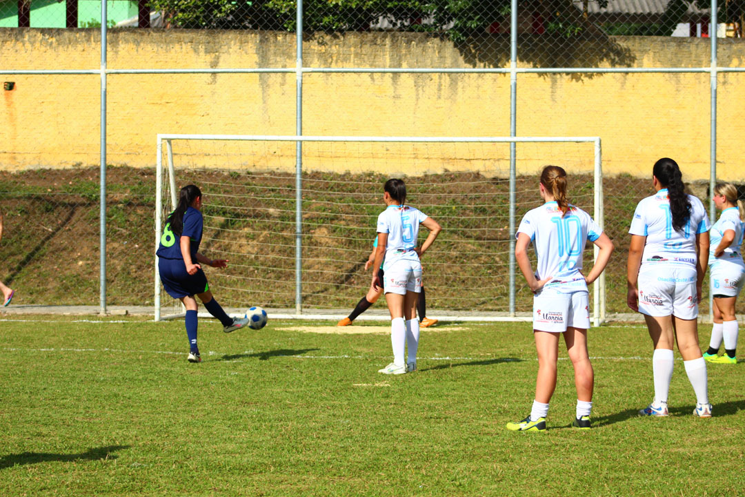 Show de Gols marca estreia do Campeonato de Futebol suíço em Palmeira
