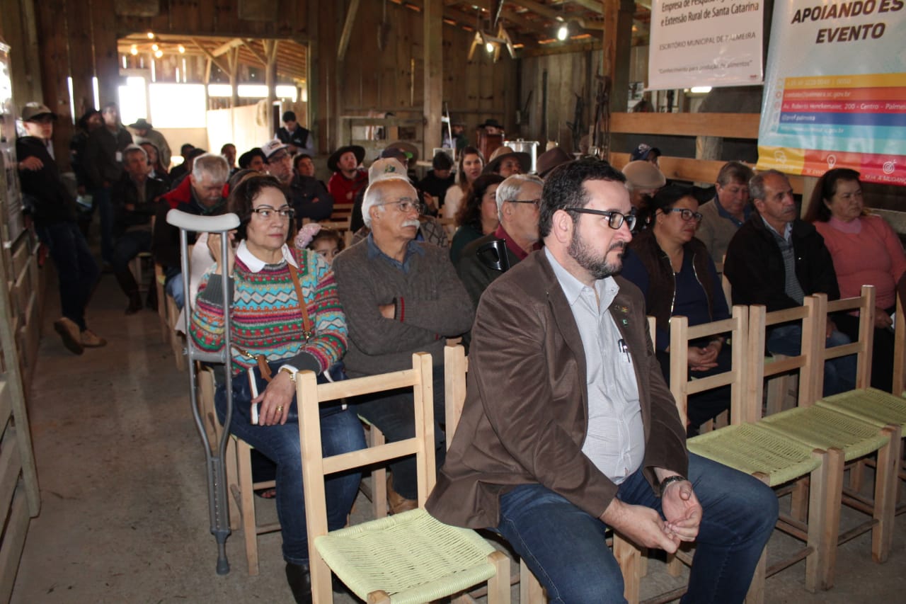Palmeira realiza Seminário de pecuária de corte buscando fortalecer produtores locais